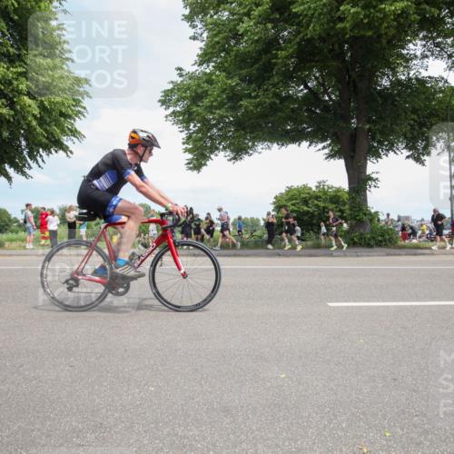 15.06.2025 - 7 Türme Triathlon Yannick Fuchs http://msf.ph/oto/7994484 15.06.2025 13:36:13 Radfahren 464, 1059, 1088, 1111, 1134 meine-sportfotos.de