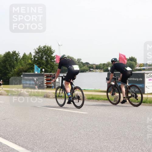21.06.2025 - 27. Vierlanden-Triathlon H.Heesch http://msf.ph/oto/7994610 15.06.2025 11:22:41 Radfahren 74, 791, 951 meine-sportfotos.de