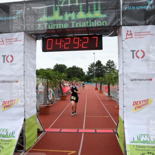 15.06.2025 - 7 Türme Triathlon Michael Strokosch http://msf.ph/oto/7994626 15.06.2025 14:29:27 Ziel 502, 626, 819 meine-sportfotos.de