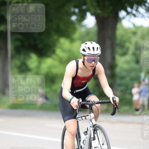 15.06.2025 - 7 Türme Triathlon Yannick Fuchs http://msf.ph/oto/7994640 15.06.2025 13:09:26 Radfahren 403, 1025, 1111, 1123 meine-sportfotos.de
