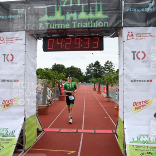 15.06.2025 - 7 Türme Triathlon Michael Strokosch http://msf.ph/oto/7994683 15.06.2025 14:29:33 Ziel 634, 819 meine-sportfotos.de