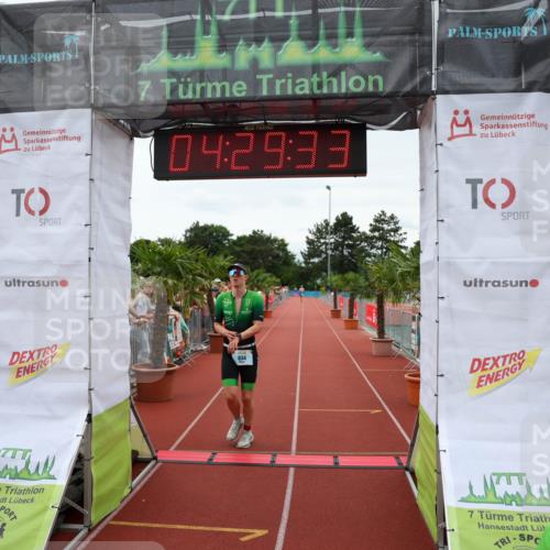 15.06.2025 - 7 Türme Triathlon Michael Strokosch http://msf.ph/oto/7994690 15.06.2025 14:29:33 Ziel 634, 819 meine-sportfotos.de