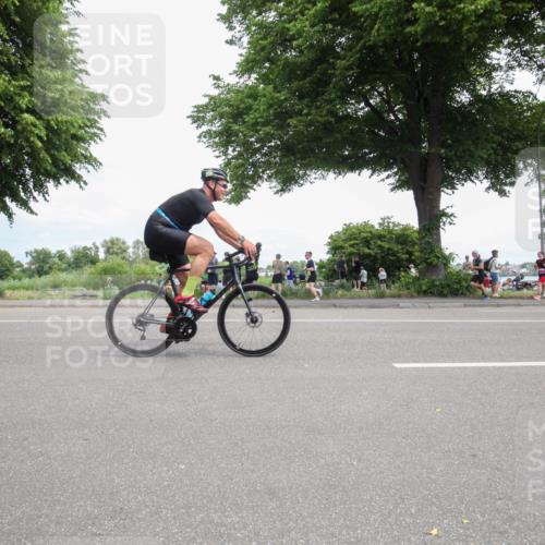 15.06.2025 - 7 Türme Triathlon Yannick Fuchs http://msf.ph/oto/7994701 15.06.2025 13:37:32 Radfahren 237, 522 meine-sportfotos.de