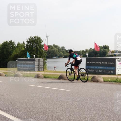 15.06.2025 - 27. Vierlanden-Triathlon H.Heesch http://msf.ph/oto/7994747 15.06.2025 09:13:18 Radfahren 14, 223, 234, 248 meine-sportfotos.de