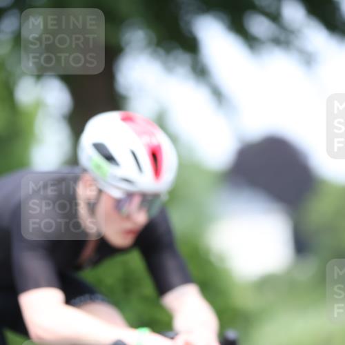 15.06.2025 - 7 Türme Triathlon Yannick Fuchs http://msf.ph/oto/7994757 15.06.2025 13:09:41 Radfahren 222, 555, 607, 658, 705 meine-sportfotos.de