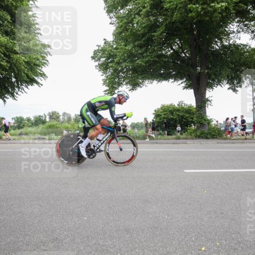 15.06.2025 - 7 Türme Triathlon Yannick Fuchs http://msf.ph/oto/7994784 15.06.2025 13:38:05 Radfahren 544, 812, 944 meine-sportfotos.de