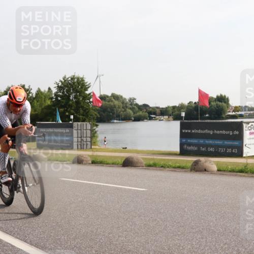 15.06.2025 - 27. Vierlanden-Triathlon H.Heesch http://msf.ph/oto/7994787 15.06.2025 09:13:44 Radfahren 36, 182 meine-sportfotos.de
