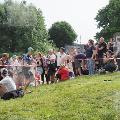 15.06.2025 - 27. Vierlanden-Triathlon KatJ http://msf.ph/oto/7994901 15.06.2025 09:55:00 Schwimmen 319, 336, 344, 361 meine-sportfotos.de