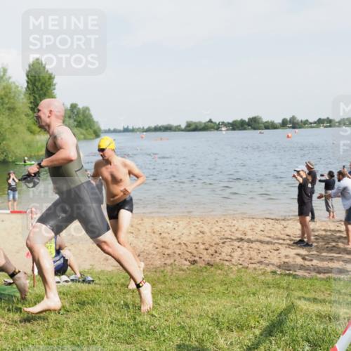 21.06.2025 - 27. Vierlanden-Triathlon MichiJ http://msf.ph/oto/7994927 15.06.2026 09:56:40 Schwimmen 254, 275, 276, 281, 286, 320, 341 meine-sportfotos.de