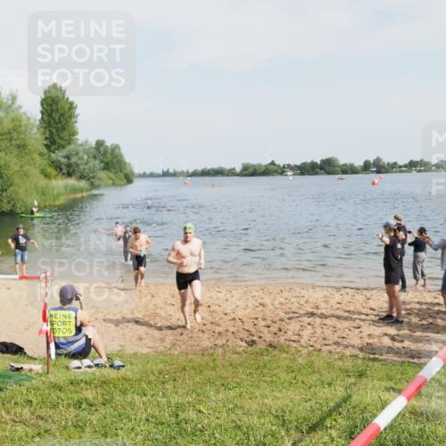 21.06.2025 - 27. Vierlanden-Triathlon MichiJ http://msf.ph/oto/7995040 15.06.2026 09:56:45 Schwimmen 254, 258, 275, 276, 281, 286, 301, 320 meine-sportfotos.de