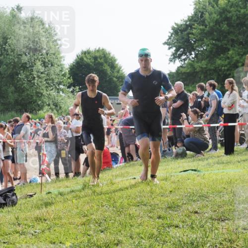 15.06.2025 - 27. Vierlanden-Triathlon KatJ http://msf.ph/oto/7995078 15.06.2025 09:55:02 Schwimmen 319, 336, 344, 361 meine-sportfotos.de