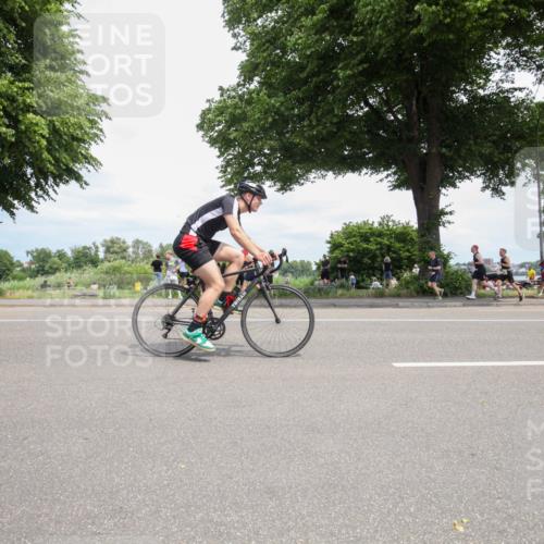 15.06.2025 - 7 Türme Triathlon Yannick Fuchs http://msf.ph/oto/7995084 15.06.2025 13:40:16 Radfahren 364, 757 meine-sportfotos.de
