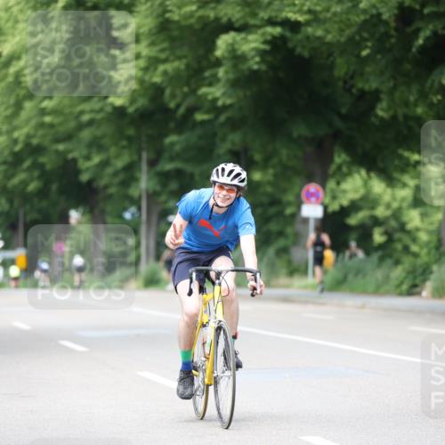 15.06.2025 - 7 Türme Triathlon Yannick Fuchs http://msf.ph/oto/7995103 15.06.2025 13:10:08 Radfahren 230, 553 meine-sportfotos.de
