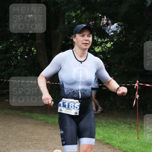 21.06.2025 - 27. Vierlanden-Triathlon Lena Gebhardt http://msf.ph/oto/7995126 15.06.2025 13:49:50 Laufen 1185 meine-sportfotos.de