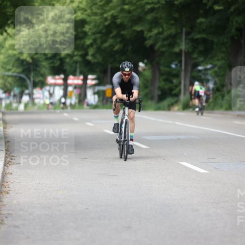 15.06.2025 - 7 Türme Triathlon Yannick Fuchs http://msf.ph/oto/7995148 15.06.2025 13:10:18 Radfahren 228, 532, 1078 meine-sportfotos.de