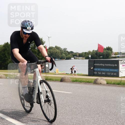 21.06.2025 - 27. Vierlanden-Triathlon H.Heesch http://msf.ph/oto/7995167 15.06.2025 11:25:26 Radfahren 68, 97 meine-sportfotos.de