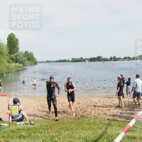 21.06.2025 - 27. Vierlanden-Triathlon MichiJ http://msf.ph/oto/7995170 15.06.2026 09:56:52 Schwimmen 258, 275, 281, 301, 325 meine-sportfotos.de