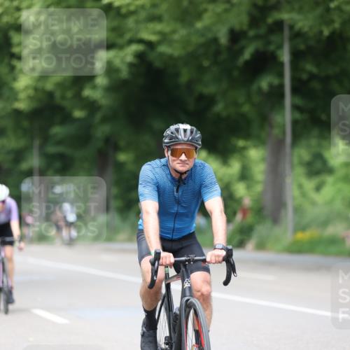 15.06.2025 - 7 Türme Triathlon Yannick Fuchs http://msf.ph/oto/7995188 15.06.2025 13:10:42 Radfahren 210, 359, 526, 593 meine-sportfotos.de