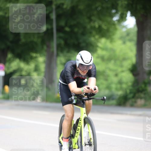 15.06.2025 - 7 Türme Triathlon Yannick Fuchs http://msf.ph/oto/7995259 15.06.2025 12:13:52 Radfahren 287 meine-sportfotos.de