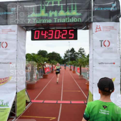 15.06.2025 - 7 Türme Triathlon Michael Strokosch http://msf.ph/oto/7995362 15.06.2025 14:30:24 Ziel 753, 843 meine-sportfotos.de