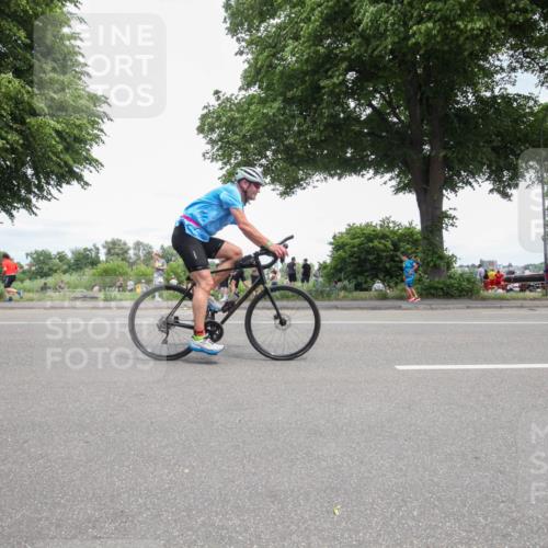 15.06.2025 - 7 Türme Triathlon Yannick Fuchs http://msf.ph/oto/7995401 15.06.2025 13:43:19 Radfahren 759, 787, 795, 834, 1110 meine-sportfotos.de