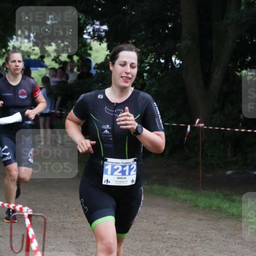 21.06.2025 - 27. Vierlanden-Triathlon Lena Gebhardt http://msf.ph/oto/7995419 15.06.2025 13:51:04 Laufen 20, 1212 meine-sportfotos.de