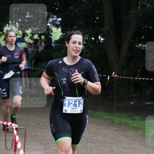 21.06.2025 - 27. Vierlanden-Triathlon Lena Gebhardt http://msf.ph/oto/7995436 15.06.2025 13:51:05 Laufen 2025, 1212, 122 meine-sportfotos.de
