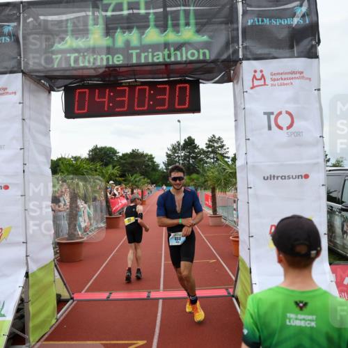 15.06.2025 - 7 Türme Triathlon Michael Strokosch http://msf.ph/oto/7995588 15.06.2025 14:30:30 Ziel 464, 785, 843 meine-sportfotos.de