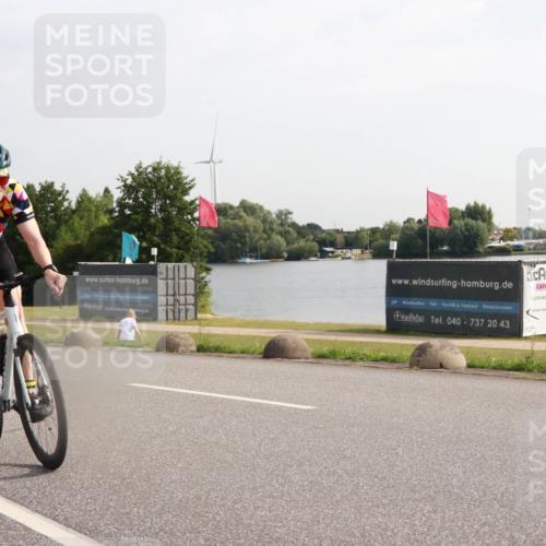 15.06.2025 - 27. Vierlanden-Triathlon H.Heesch http://msf.ph/oto/7995599 15.06.2025 09:19:59 Radfahren 29, 47, 67, 187, 250 meine-sportfotos.de