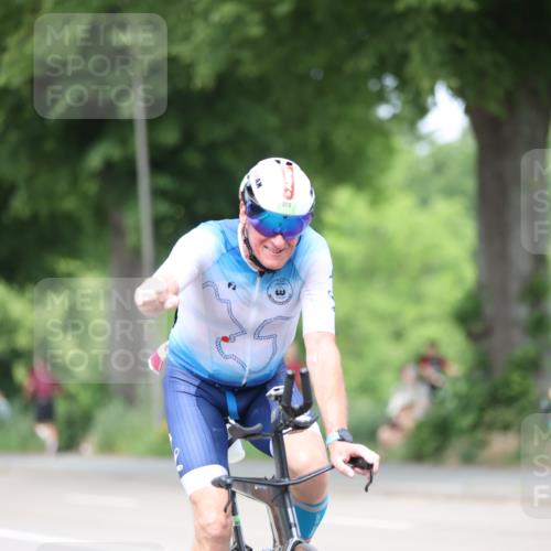 15.06.2025 - 7 Türme Triathlon Yannick Fuchs http://msf.ph/oto/7995664 15.06.2025 13:10:54 Radfahren 403, 472, 486, 650, 675 meine-sportfotos.de