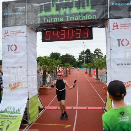 15.06.2025 - 7 Türme Triathlon Michael Strokosch http://msf.ph/oto/7995717 15.06.2025 14:30:32 Ziel 464, 785, 843 meine-sportfotos.de