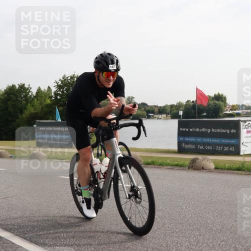 15.06.2025 - 27. Vierlanden-Triathlon H.Heesch http://msf.ph/oto/7995787 15.06.2025 09:21:27 Radfahren 2, 7, 35, 147, 165 meine-sportfotos.de
