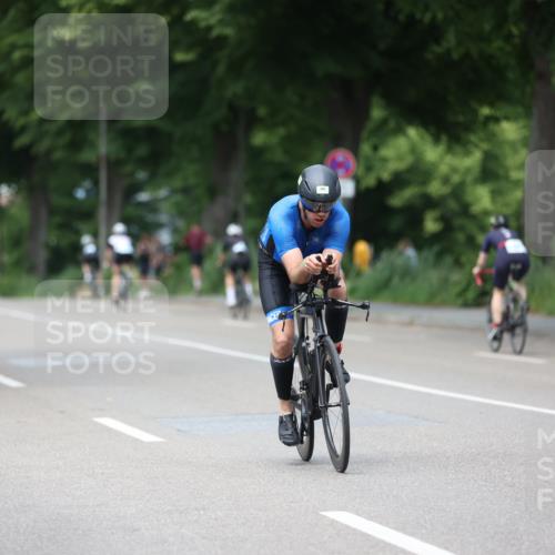 15.06.2025 - 7 Türme Triathlon Yannick Fuchs http://msf.ph/oto/7995795 15.06.2025 13:11:02 Radfahren 561, 1197 meine-sportfotos.de