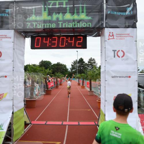15.06.2025 - 7 Türme Triathlon Michael Strokosch http://msf.ph/oto/7995819 15.06.2025 14:30:42 Ziel 965 meine-sportfotos.de