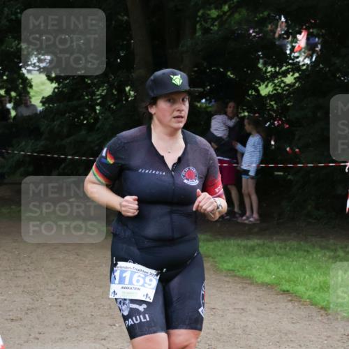 21.06.2025 - 27. Vierlanden-Triathlon Lena Gebhardt http://msf.ph/oto/7995855 15.06.2025 13:51:42 Laufen 1910, 202, 1169 meine-sportfotos.de