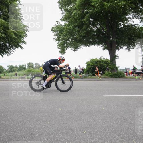 15.06.2025 - 7 Türme Triathlon Yannick Fuchs http://msf.ph/oto/7995867 15.06.2025 13:44:33 Radfahren 593, 845, 865, 1196 meine-sportfotos.de