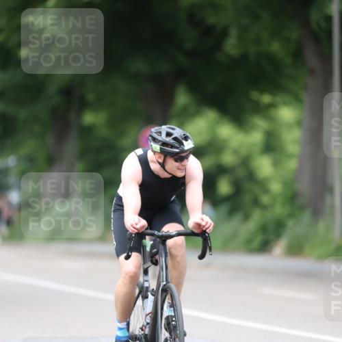 15.06.2025 - 7 Türme Triathlon Yannick Fuchs http://msf.ph/oto/7995907 15.06.2025 13:11:10 Radfahren 607, 757, 947, 984 meine-sportfotos.de