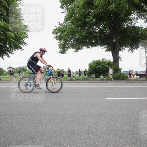 15.06.2025 - 7 Türme Triathlon Yannick Fuchs http://msf.ph/oto/7995913 15.06.2025 13:44:38 Radfahren 228, 371, 555, 593, 754, 845, 865, 1196 meine-sportfotos.de