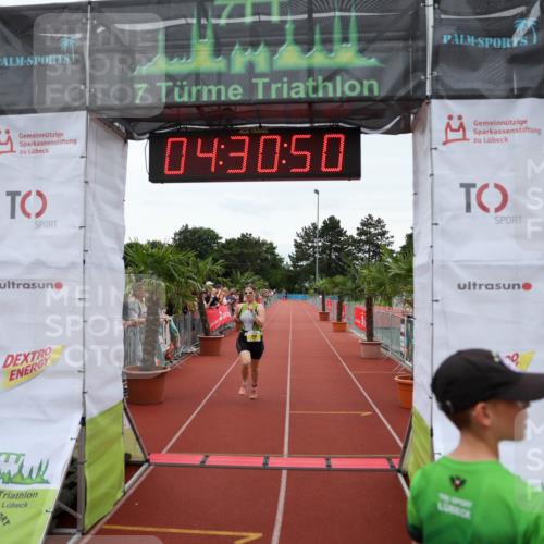 15.06.2025 - 7 Türme Triathlon Michael Strokosch http://msf.ph/oto/7995949 15.06.2025 14:30:50 Ziel 729, 965 meine-sportfotos.de