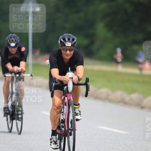 21.06.2025 - 27. Vierlanden-Triathlon H.Heesch http://msf.ph/oto/7995965 15.06.2025 12:06:26 Radfahren 712, 919, 930, 941 meine-sportfotos.de