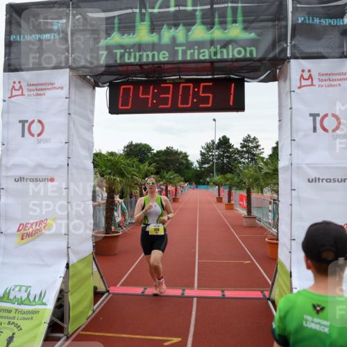 15.06.2025 - 7 Türme Triathlon Michael Strokosch http://msf.ph/oto/7995971 15.06.2025 14:30:51 Ziel 729, 965 meine-sportfotos.de