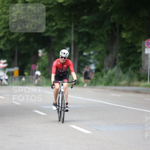 15.06.2025 - 7 Türme Triathlon Yannick Fuchs http://msf.ph/oto/7996012 15.06.2025 13:11:17 Radfahren 243, 607, 947, 973 meine-sportfotos.de