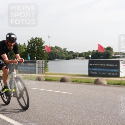 15.06.2025 - 27. Vierlanden-Triathlon H.Heesch http://msf.ph/oto/7996015 15.06.2025 09:22:44 Radfahren 116 meine-sportfotos.de