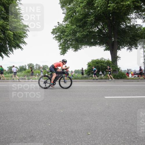 15.06.2025 - 7 Türme Triathlon Yannick Fuchs http://msf.ph/oto/7996076 15.06.2025 13:44:51 Radfahren 216, 321, 352, 520, 601, 668, 1050, 1159, 1189 meine-sportfotos.de