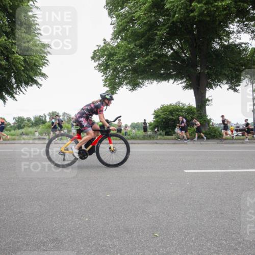 15.06.2025 - 7 Türme Triathlon Yannick Fuchs http://msf.ph/oto/7996099 15.06.2025 13:44:54 Radfahren 216, 352, 520, 601, 1050, 1159 meine-sportfotos.de