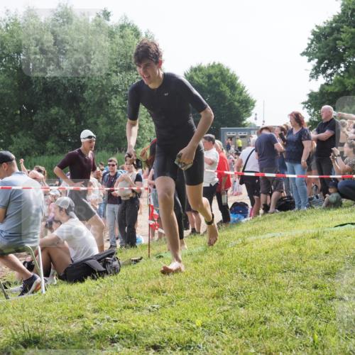 15.06.2025 - 27. Vierlanden-Triathlon KatJ http://msf.ph/oto/7996131 15.06.2025 09:55:26 Schwimmen 306, 316, 327, 335, 348, 353 meine-sportfotos.de