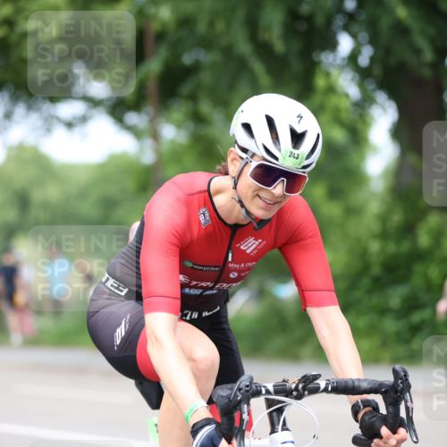 15.06.2025 - 7 Türme Triathlon Yannick Fuchs http://msf.ph/oto/7996138 15.06.2025 13:11:19 Radfahren 243, 607, 973 meine-sportfotos.de