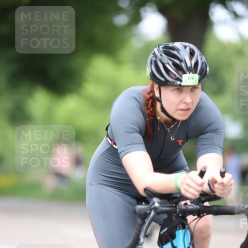15.06.2025 - 7 Türme Triathlon Yannick Fuchs http://msf.ph/oto/7996264 15.06.2025 13:11:26 Radfahren 304, 307 meine-sportfotos.de