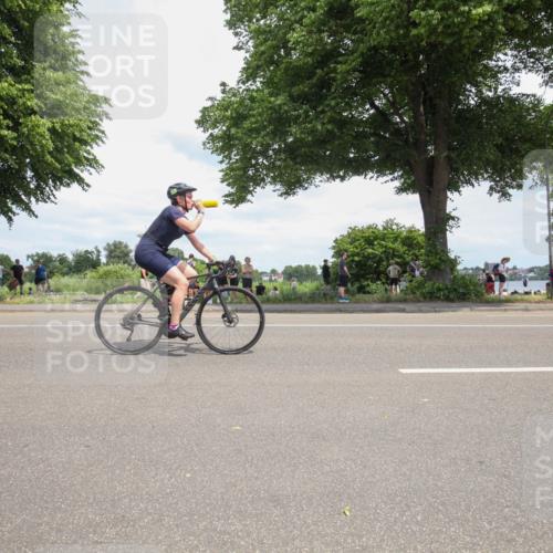 15.06.2025 - 7 Türme Triathlon Yannick Fuchs http://msf.ph/oto/7996319 15.06.2025 13:46:29 Radfahren 453, 813, 1126, 1161 meine-sportfotos.de