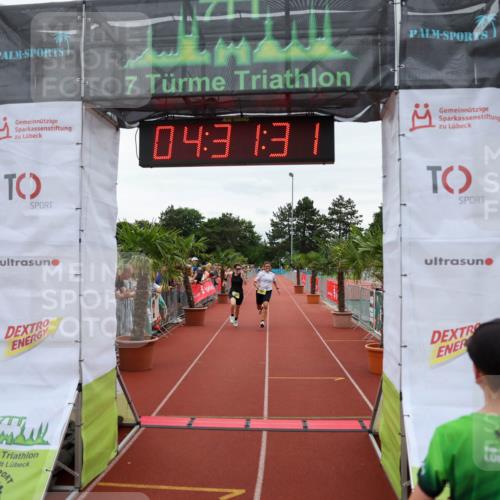 15.06.2025 - 7 Türme Triathlon Michael Strokosch http://msf.ph/oto/7996322 15.06.2025 14:31:31 Ziel 937, 1062 meine-sportfotos.de